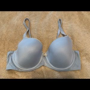 Victoria’s Secret Body by Victoria Lined Demi 38C Light Blue